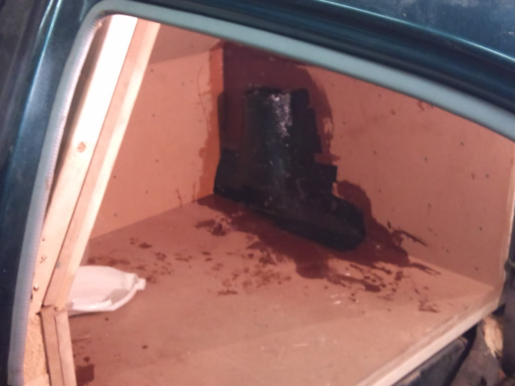 Name:  2011-05-23231750.jpg
Views: 43
Size:  58.4 KB