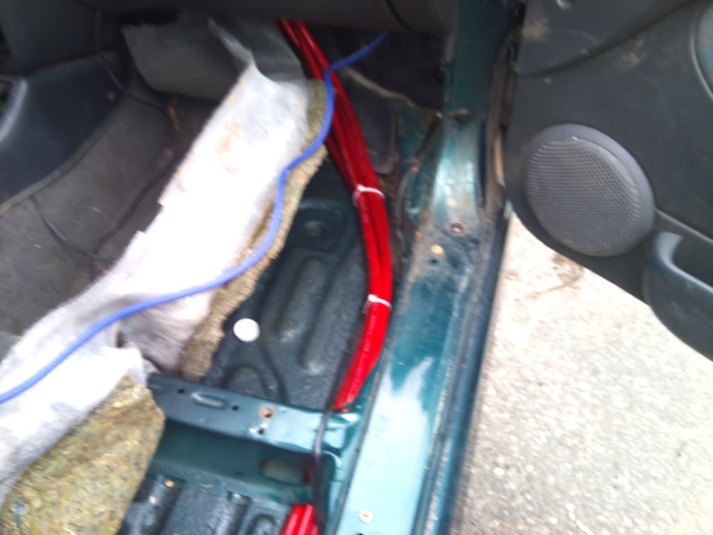 Name:  2011-05-12175443.jpg
Views: 41
Size:  89.6 KB