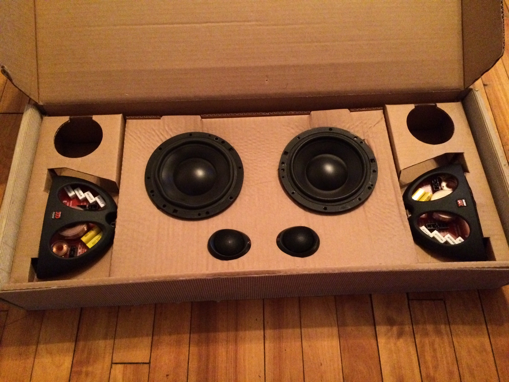 Name: LWVHFme.jpg
Views: 50
Size: 605.7 KB