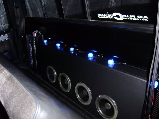 Name:  10425_153861321670_677846670_322882.jpg
Views: 210
Size:  32.3 KB