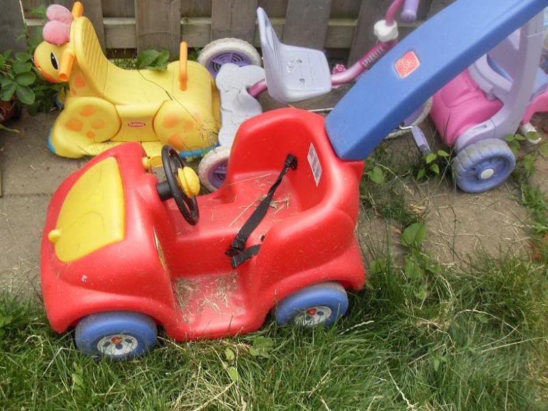 Name: roo-car.jpg
Views: 423
Size: 88.6 KB