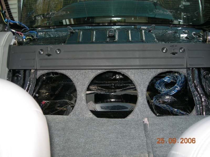 Name:  carpetedbafflewithseat.jpg
Views: 35
Size:  84.7 KB